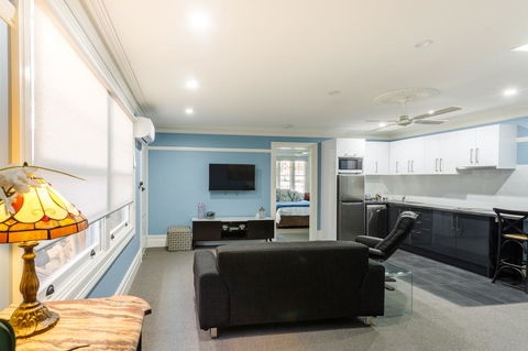 Blue Door Apartments - Geraldton Accommodation 14