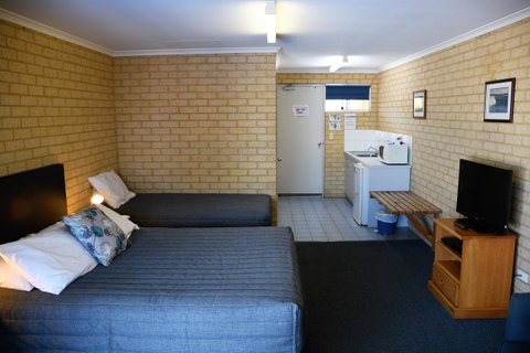 Kalbarri Seafront Villas - Geraldton Accommodation 27