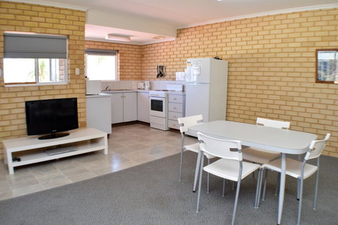 Kalbarri Seafront Villas - Geraldton Accommodation 37