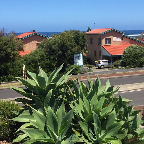 Beachside Prevelly Villas - Geraldton Accommodation 29