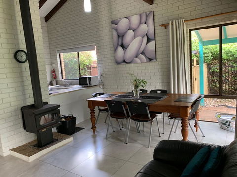 Beachside Prevelly Villas - Geraldton Accommodation 5