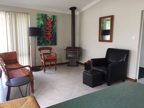 Beachside Prevelly Villas - Geraldton Accommodation 36