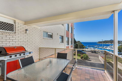 Laman Lodge, Unit 2, 15 Laman Street - Geraldton Accommodation 12