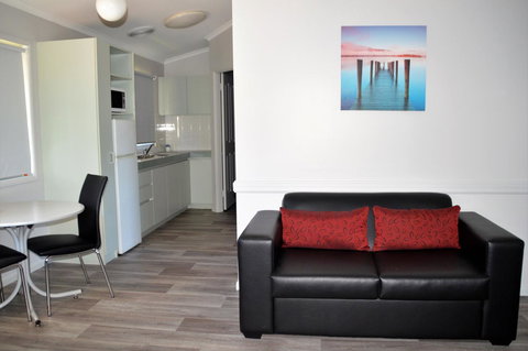 Discovery Parks - Perth Airport - Geraldton Accommodation 8