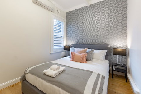 Heritage Townhouse Near Harbour Bridge - Geraldton Accommodation 19