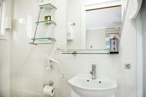 Nelson Bay Bed & Breakfast - Geraldton Accommodation 25