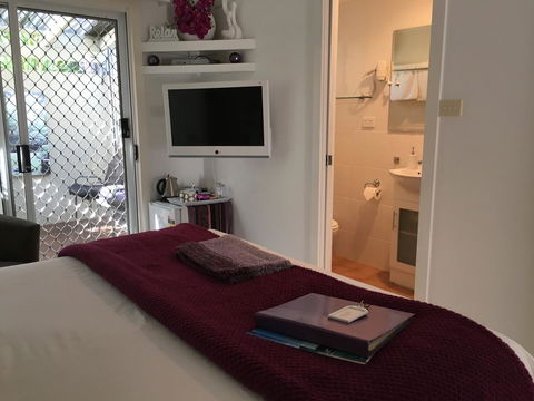 Nelson Bay Bed & Breakfast - Geraldton Accommodation 21