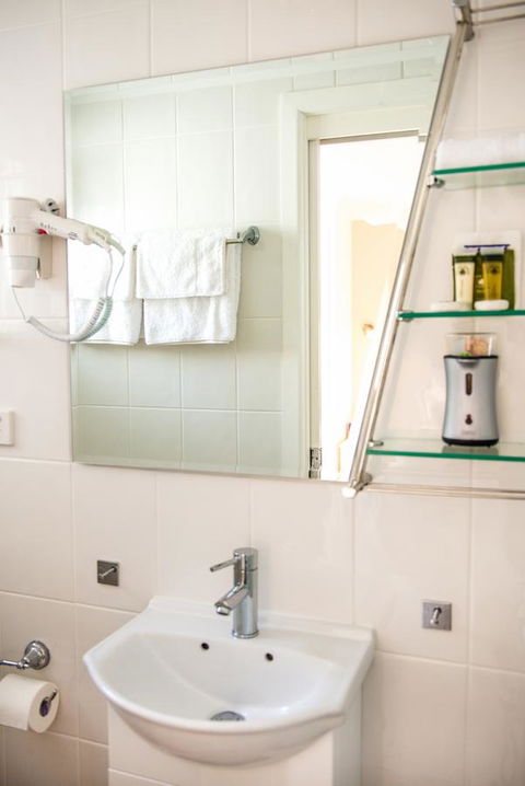 Nelson Bay Bed & Breakfast - Geraldton Accommodation 27
