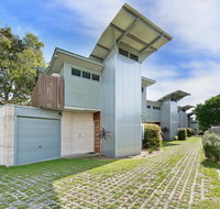 Sun Worship Eco Villas - Geraldton Accommodation