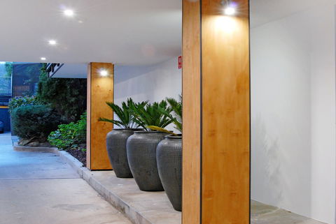Hotel Nelson - Geraldton Accommodation 24