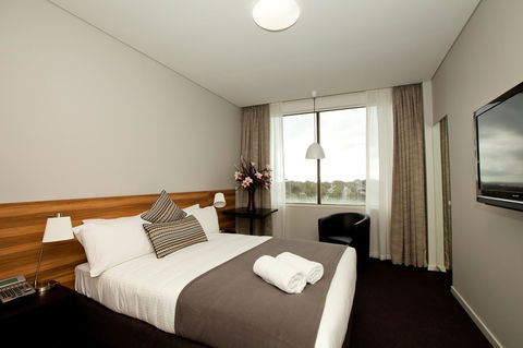Metro Hotel Miranda - Geraldton Accommodation 13