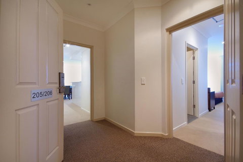 Macquarie Waters Boutique Apartment Hotel - Geraldton Accommodation 7