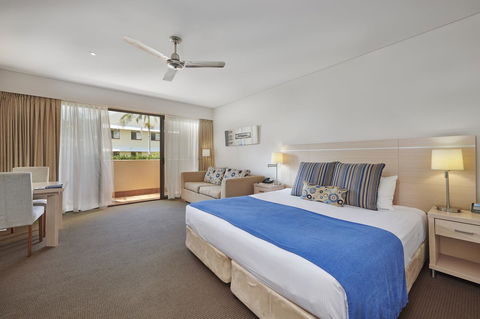 Waves Byron Bay - Geraldton Accommodation 27