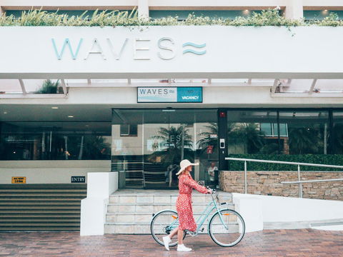 Waves Byron Bay - Geraldton Accommodation 0