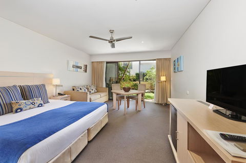 Waves Byron Bay - Geraldton Accommodation 2