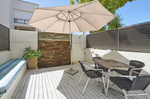 Waves Byron Bay - Geraldton Accommodation 38