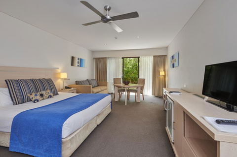 Waves Byron Bay - Geraldton Accommodation 26