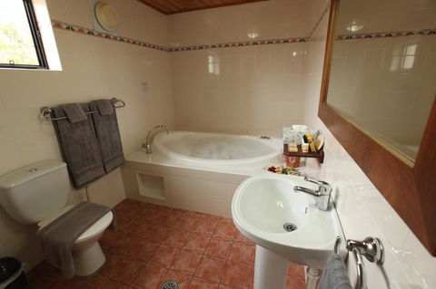 Great Escape Lofts - Geraldton Accommodation 16