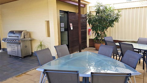 Great Escape Lofts - Geraldton Accommodation 6