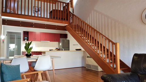 Great Escape Lofts - Geraldton Accommodation 15