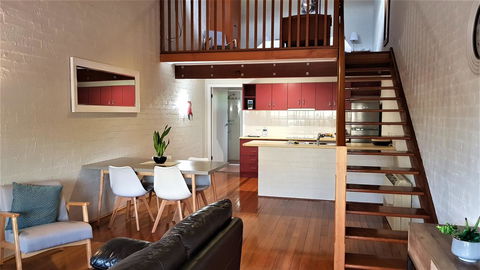 Great Escape Lofts - Geraldton Accommodation 22