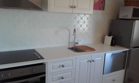 182 Anson Street - Geraldton Accommodation 8