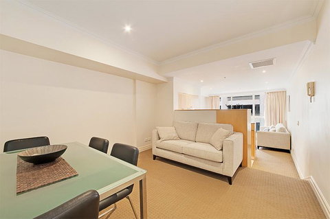 Wyndel Apartments Sydney CBD - Bond - Geraldton Accommodation 9