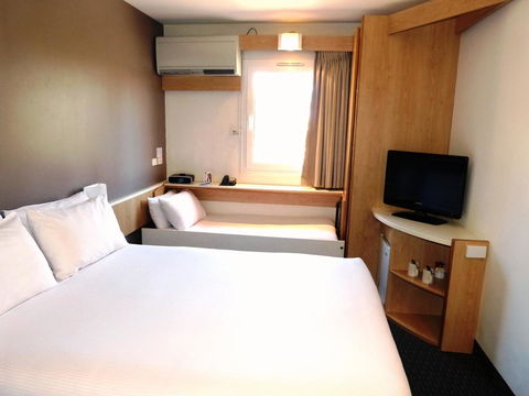 Ibis Thornleigh - Geraldton Accommodation 2