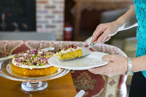 Thistle Hill Guesthouse - Walk To Many Wineries And Restaurants - Geraldton Accommodation 2