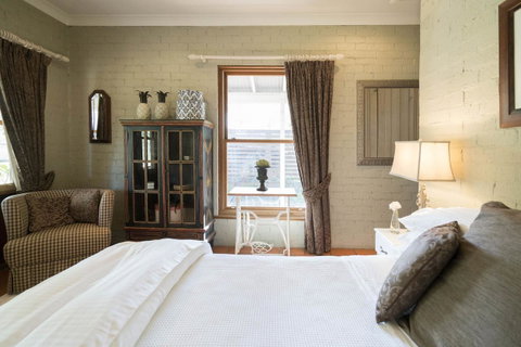 Thistle Hill Guesthouse - Walk To Many Wineries And Restaurants - Geraldton Accommodation 26