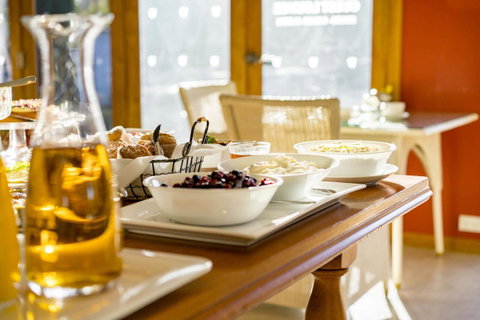Thistle Hill Guesthouse - Walk To Many Wineries And Restaurants - Geraldton Accommodation 14