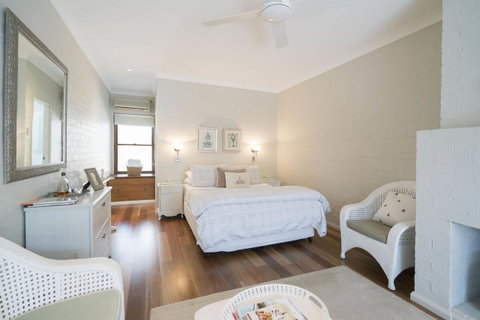 Thistle Hill Guesthouse - Walk To Many Wineries And Restaurants - Geraldton Accommodation 43