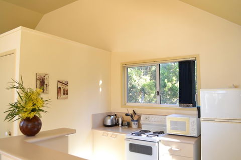 Bundle Hill Cottages - Geraldton Accommodation 40