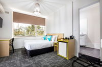 Book Caringbah Accommodation Vacations Geraldton Accommodation Geraldton Accommodation