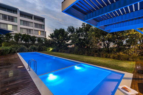 Oaks Nelson Bay Lure Suites - Geraldton Accommodation 11