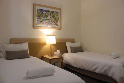 The Boathouse Resort Luxury Apartments - Geraldton Accommodation 3