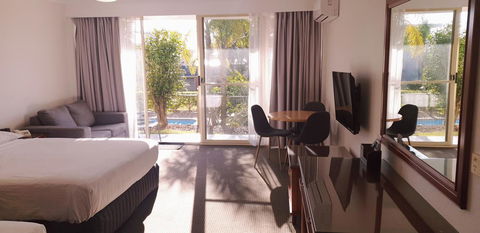 Marina Resort - Geraldton Accommodation 43