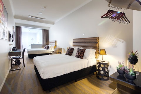 57Hotel - Geraldton Accommodation 24