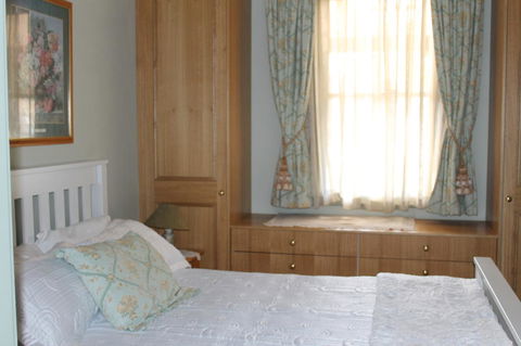 Boot Makers Cottage - Geraldton Accommodation 11