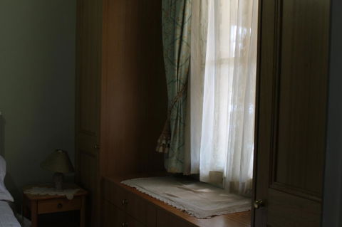 Boot Makers Cottage - Geraldton Accommodation 12