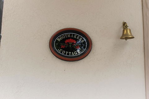 Boot Makers Cottage - Geraldton Accommodation 0
