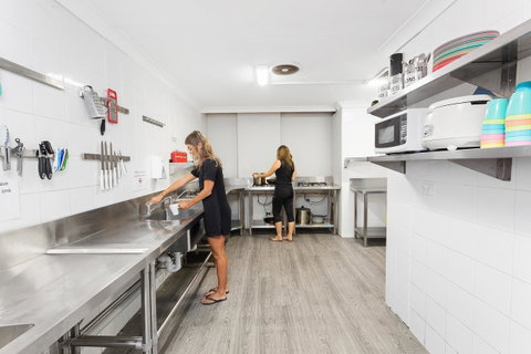 Summer House Sydney City - Formerly Sydney Backpackers - Geraldton Accommodation 11