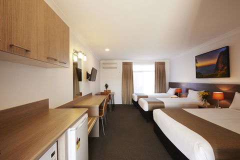 Adelong Motel - Geraldton Accommodation 4