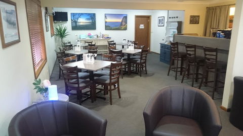 Adelong Motel - Geraldton Accommodation 13