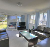 45 Wharf Street - Whole House - Geraldton Accommodation