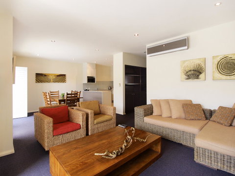 Oaks Port Stephens Pacific Blue Resort - Geraldton Accommodation 5