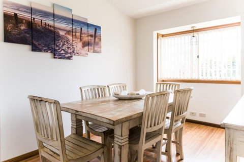 Ambience - Geraldton Accommodation 5