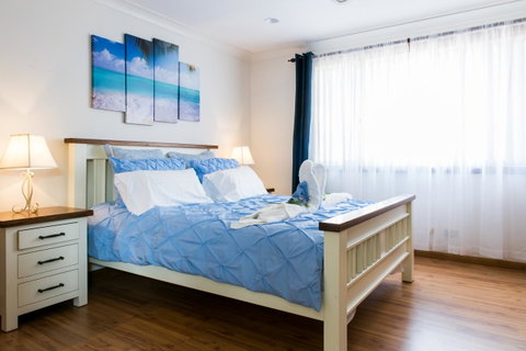 Ambience - Geraldton Accommodation 9