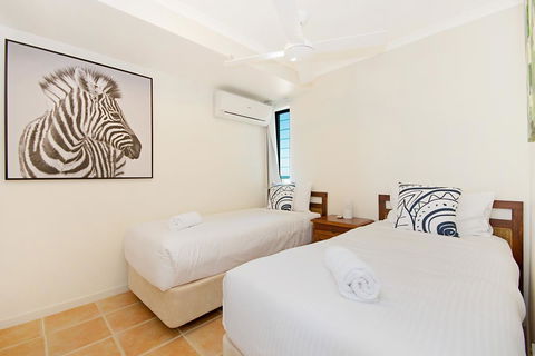 The Cove Yamba - Geraldton Accommodation 7