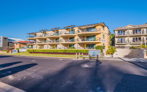 The Cove Yamba - Geraldton Accommodation 14